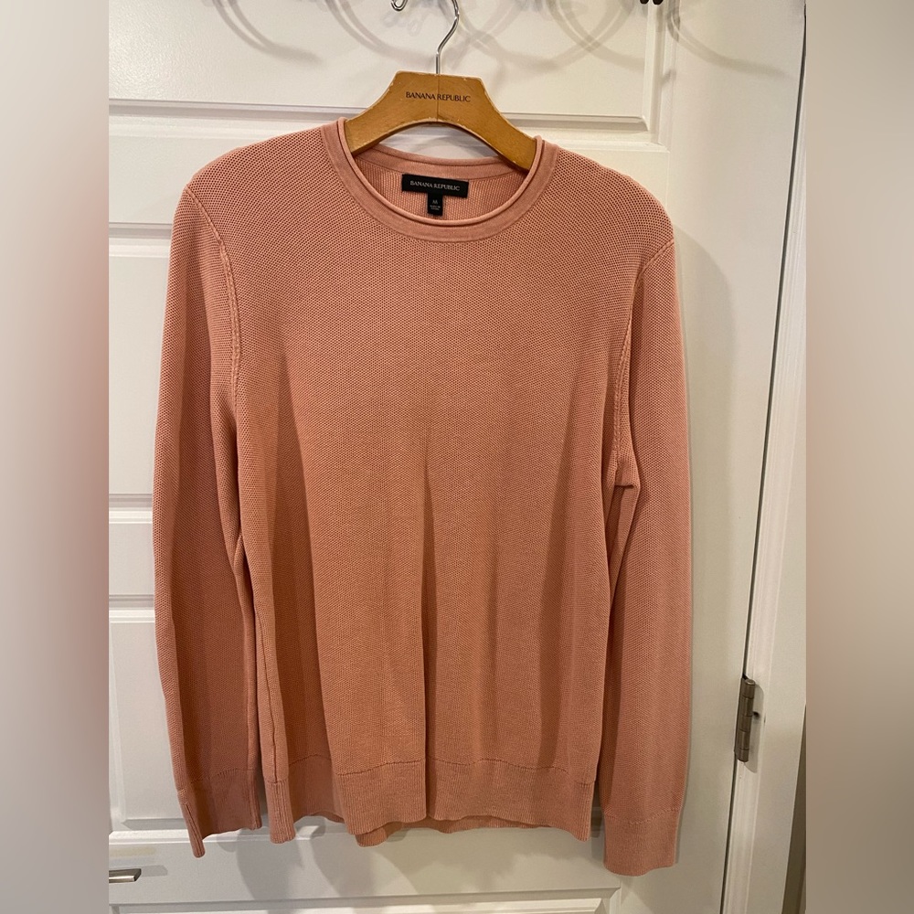 Banana Republic - Men’s Medium - Dress Sweater Light Salmon Color